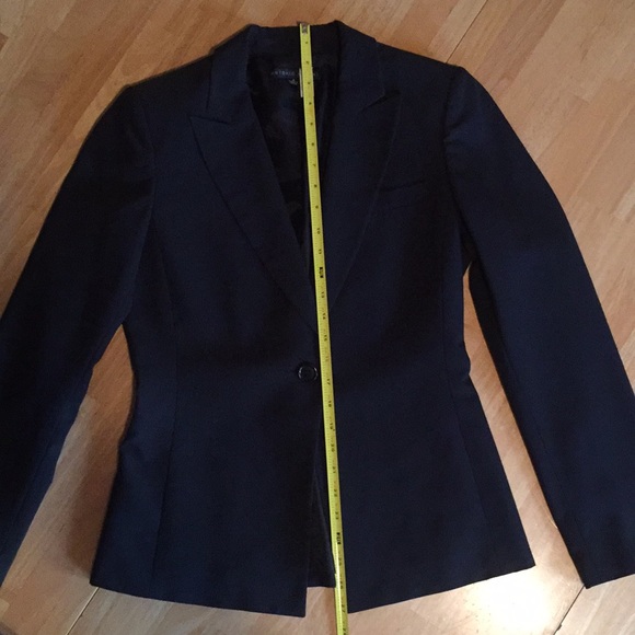 Antonio Melani pin stripe matching suit set Size 4 - Picture 8 of 8